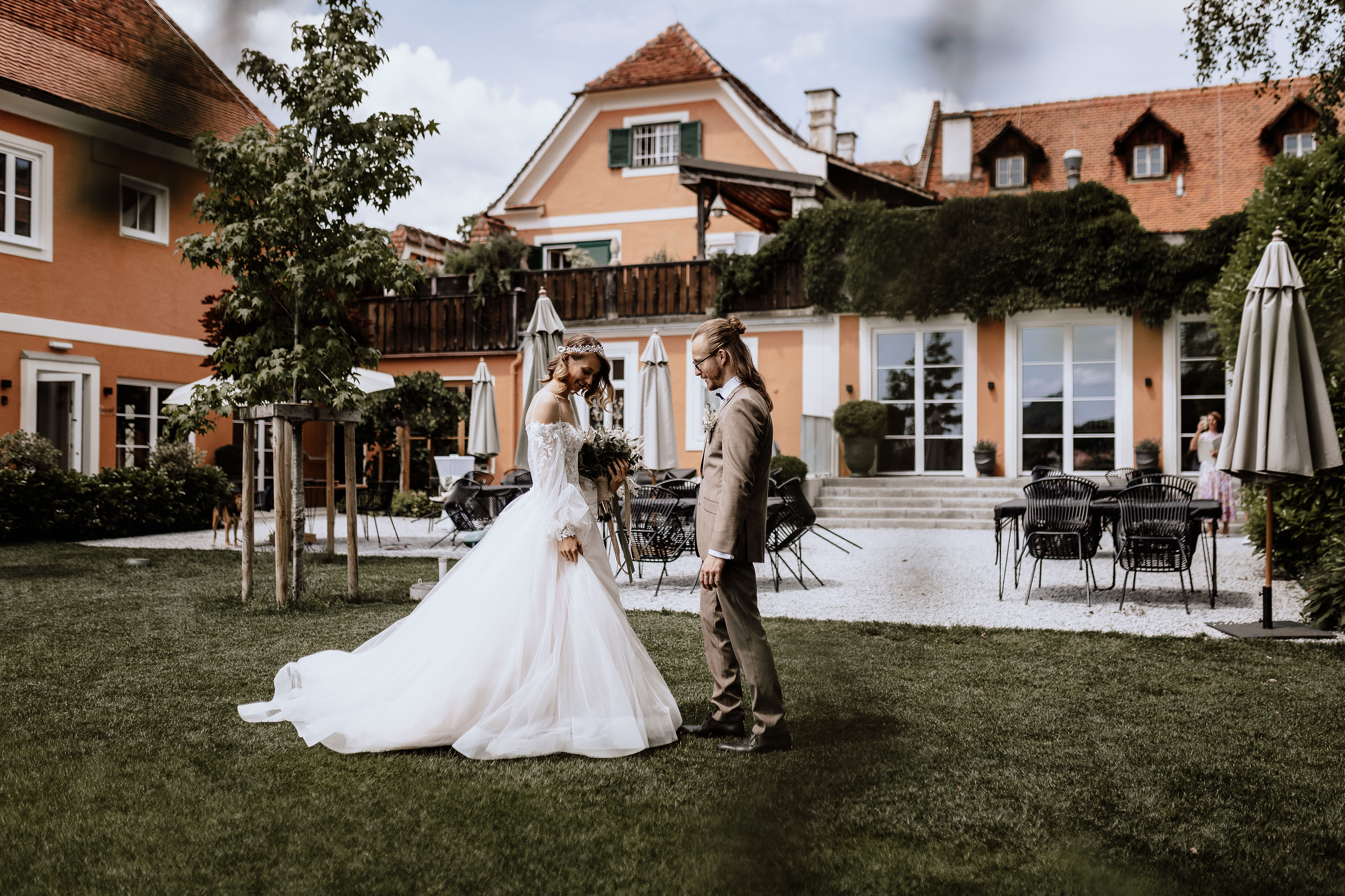 ,, Elegant Country Wedding"